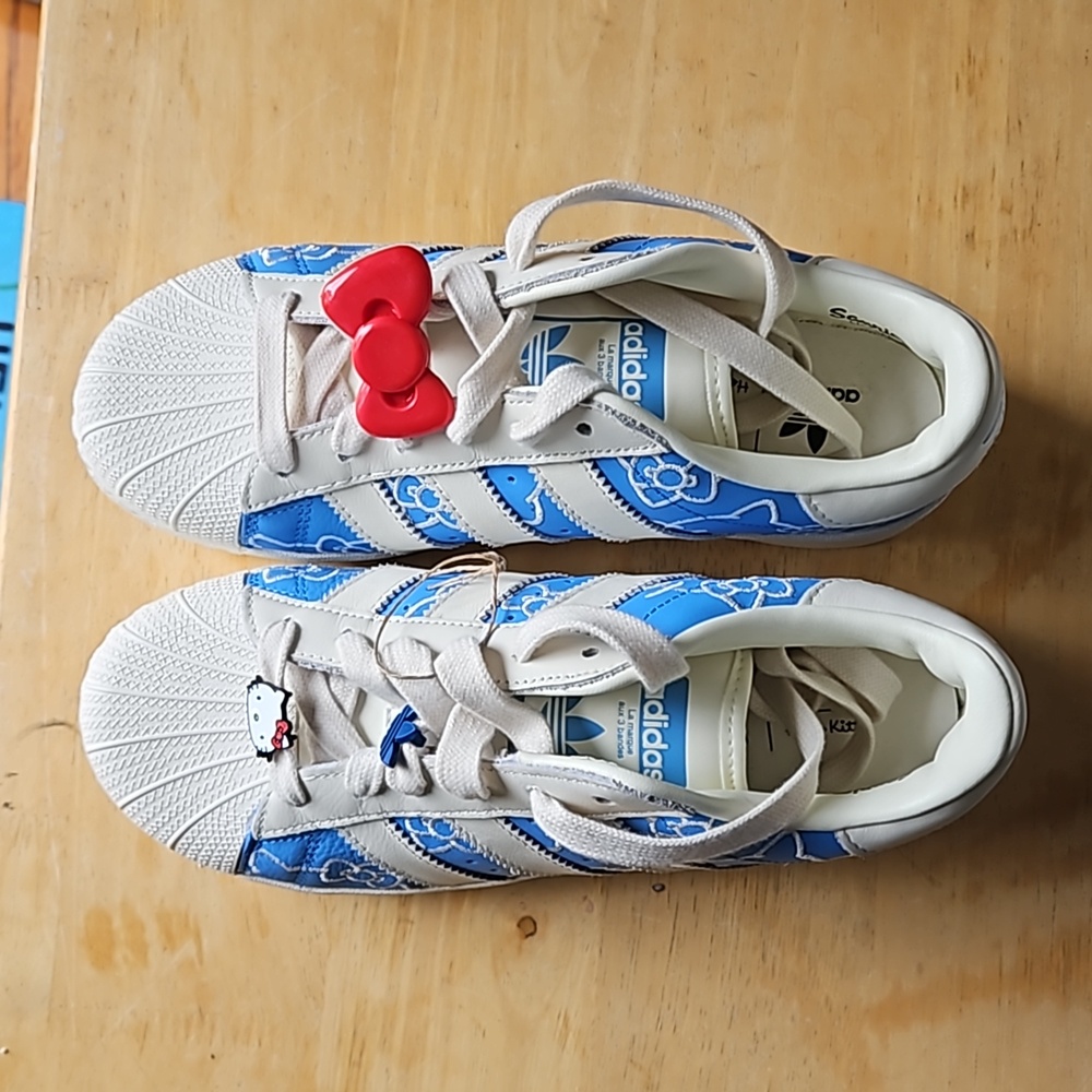 ADIDAS HELLO KITTY SNEAKERS - Picture 6 of 16